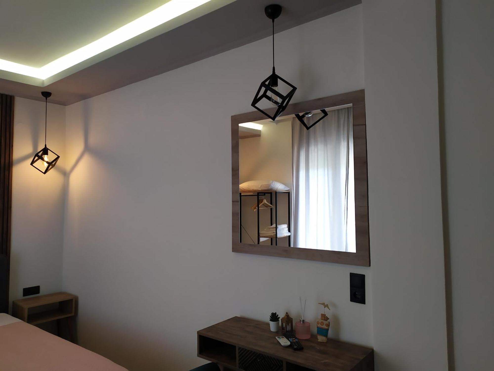 Studios Periklis Limenas  Luaran gambar