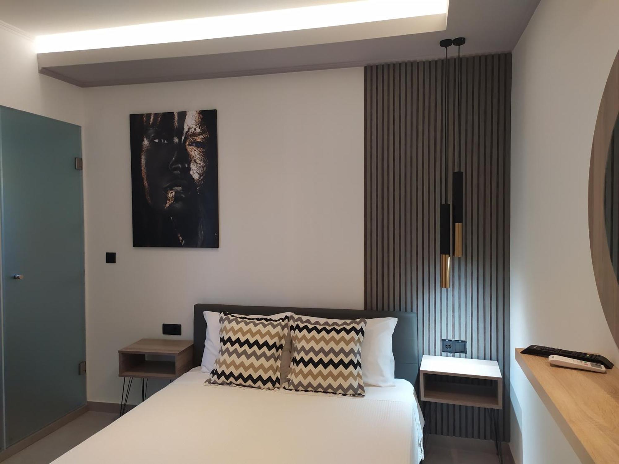 Studios Periklis Limenas  Luaran gambar