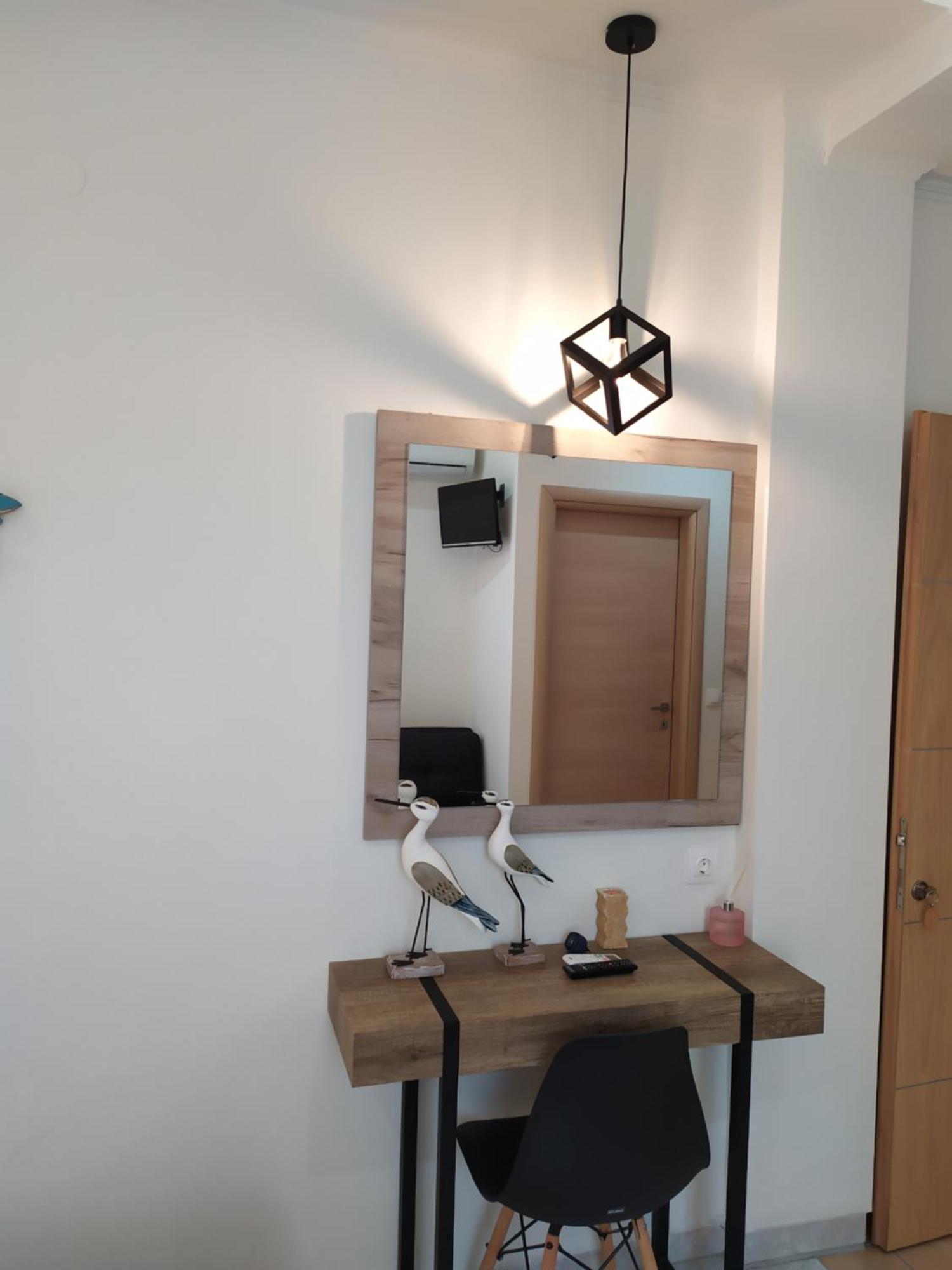 Studios Periklis Limenas  Luaran gambar